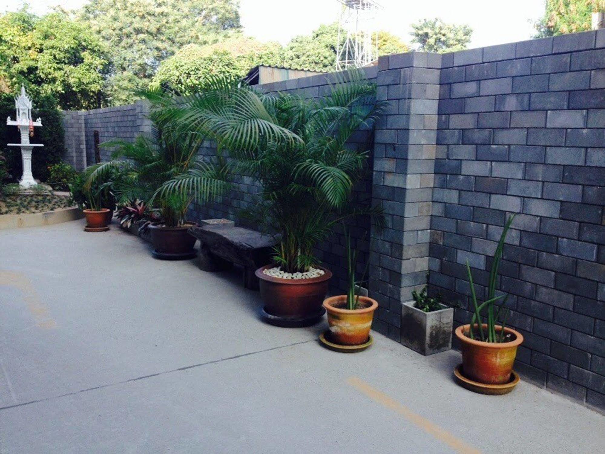 Vanilla Residence Chiangmai Chiang Mai Exterior foto